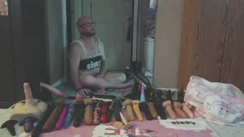 Snapshot of jghosty69 chatting on 07/12/26, 07:16 Nasty Cumslut online show from 07/12/26, 07:16