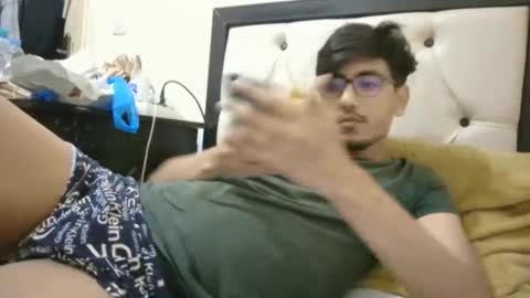 HotArabGuy24 online show from 12/13/25, 10:37