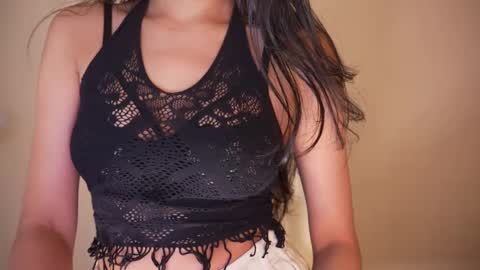 Snapshot of jhaanvi chatting on 12/12/24, 04:32 Jhaanvi online show from 12/12/24, 04:32