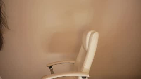 Snapshot of jhaanvi chatting on 02/28/25, 07:25 Jhaanvi online show from 02/28/25, 07:25