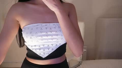 Snapshot of jhaanvi chatting on 10/09/25, 05:55 Jhaanvi online show from 10/09/25, 05:55