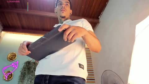 Jharol  online show from 10/12/25, 01:04