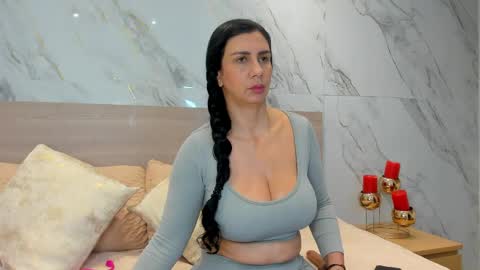 Snapshot of jhasly_am chatting on 06/08/26, 12:05 jhasly online show from 06/08/26, 12:05