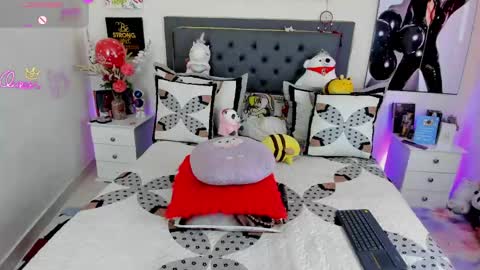  Candy  online show from 05/02/26, 07:52
