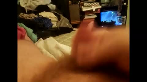 jhens123 online show from 12/19/24, 03:40