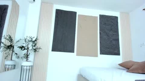 jheremy_wen online show from 10/02/25, 07:21