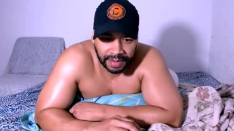 En moreno online show from 11/11/25, 10:43