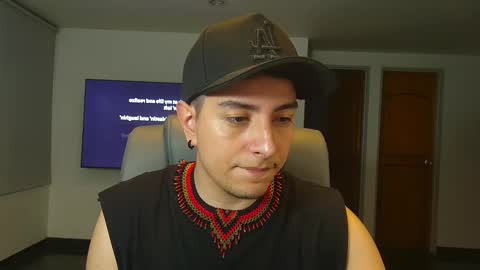 Jhoan Saenz online show from 10/30/25, 03:19