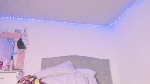 jhoanatrans22 online show from 02/03/25, 08:46