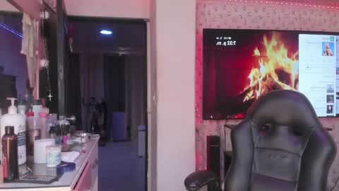 jhoanatrans22 online show from 12/04/25, 12:31