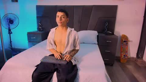 jhoanleandro online show from 02/05/25, 03:55