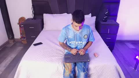 jhoanleandro online show from 02/28/25, 04:10