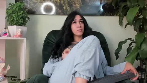  Jhoanna Largo  online show from 02/18/25, 06:58