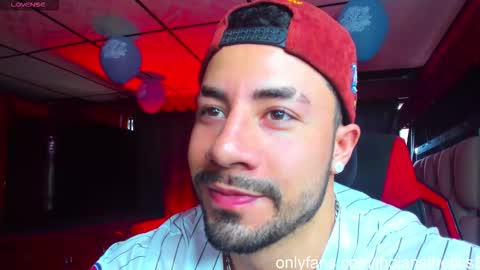 Jhojan Strong  online show from 10/08/25, 08:17