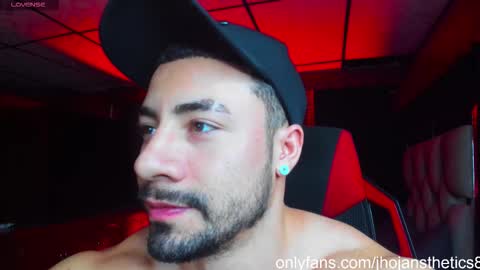 Jhojan Strong  online show from 10/22/25, 11:26