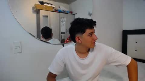 Jhon and nicolle online show from 12/04/25, 05:50