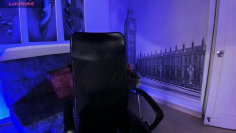 John Bear.... online show from 11/05/25, 11:10