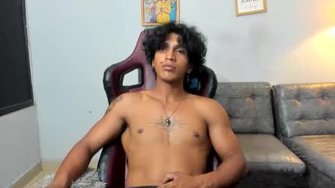 Snapshot of jhon_cooper18 chatting on 02/20/26, 03:25 jhost online show from 02/20/26, 03:25