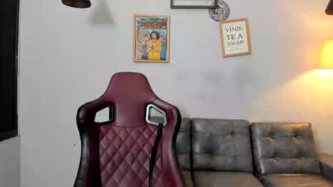 Snapshot of jhon_cooper18 chatting on 02/21/26, 04:57 jhost online show from 02/21/26, 04:57