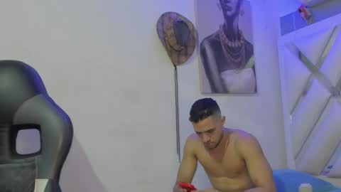 Snapshot of jhonny_flames7 chatting on 12/23/24, 07:06 jhonny online show from 12/23/24, 07:06