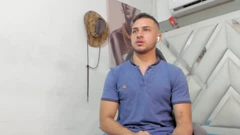 Snapshot of jhonny_flames7 chatting on 01/29/25, 03:33 jhonny online show from 01/29/25, 03:33