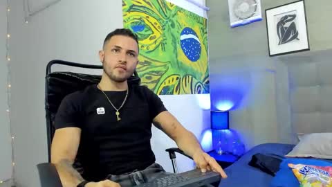 Snapshot of jhonny_flames7 chatting on 09/10/25, 04:12 jhonny online show from 09/10/25, 04:12