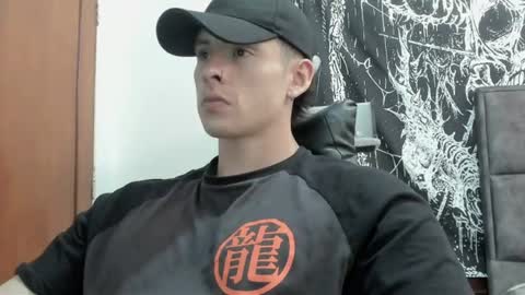 Snapshot of jhonny_macallan chatting on 08/07/26, 08:33 Jhonaiker online show from 08/07/26, 08:33