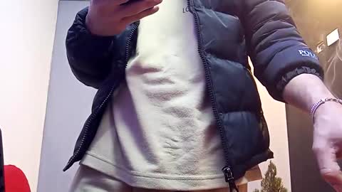 jhonny_thes28 online show from 10/08/25, 09:29