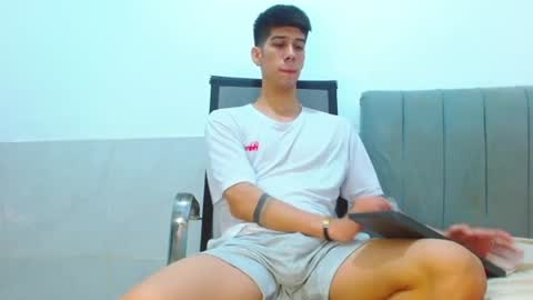 Snapshot of jhony_sex3 chatting on 06/29/26, 09:59 jhony_sex3 online show from 06/29/26, 09:59