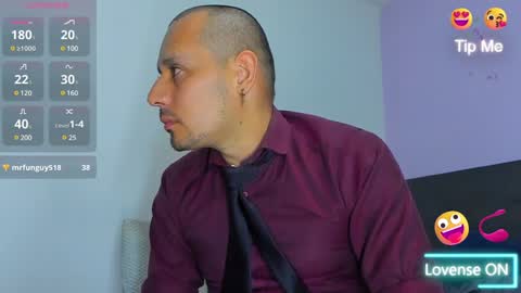 Snapshot of jhonyalzate chatting on 12/05/24, 06:10 Jhony Alzate online show from 12/05/24, 06:10