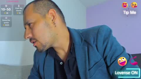 Snapshot of jhonyalzate chatting on 12/13/24, 09:46 Jhony Alzate online show from 12/13/24, 09:46