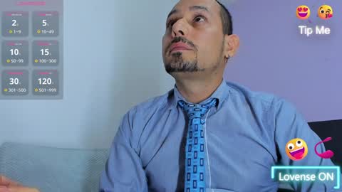 Snapshot of jhonyalzate chatting on 12/19/24, 03:18 Jhony Alzate online show from 12/19/24, 03:18