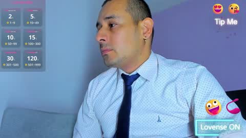Snapshot of jhonyalzate chatting on 01/06/25, 12:05 Jhony Alzate online show from 01/06/25, 12:05
