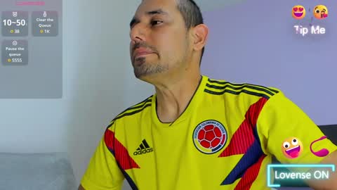 Snapshot of jhonyalzate chatting on 01/13/25, 01:13 Jhony Alzate online show from 01/13/25, 01:13