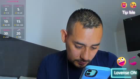 Snapshot of jhonyalzate chatting on 02/08/25, 10:29 Jhony Alzate online show from 02/08/25, 10:29