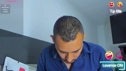 Snapshot of jhonyalzate chatting on 02/10/25, 01:24 Jhony Alzate online show from 02/10/25, 01:24