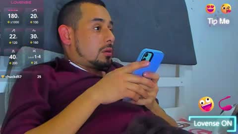 Snapshot of jhonyalzate chatting on 03/01/25, 03:21 Jhony Alzate online show from 03/01/25, 03:21