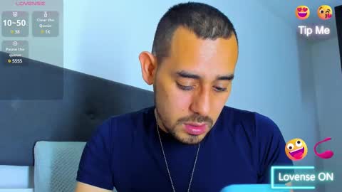 Snapshot of jhonyalzate chatting on 03/08/25, 07:38 Jhony Alzate online show from 03/08/25, 07:38