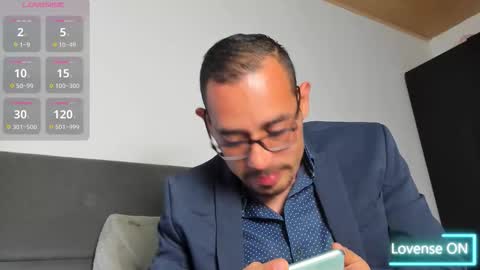 Jhony Alzate online show from 02/28/26, 04:02