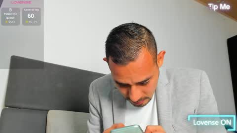 Jhony Alzate online show from 05/05/26, 02:08