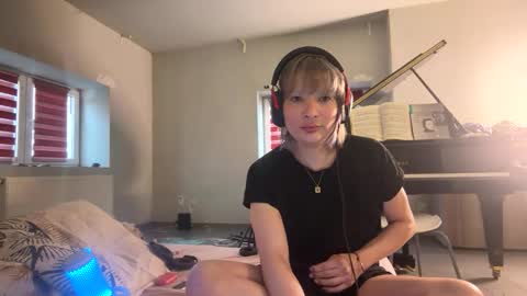 Anya online show from 02/17/26, 07:49