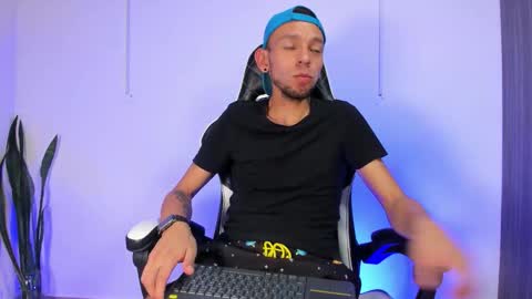 Jhors online show from 10/12/25, 11:37