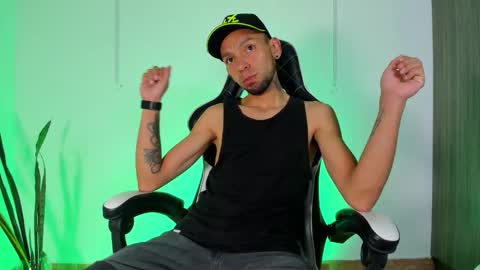 Jhors online show from 10/14/25, 12:00