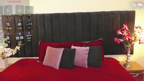 jhos online show from 11/11/25, 01:22