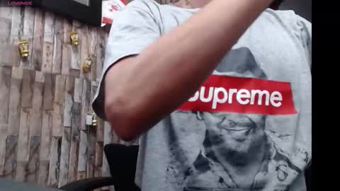 jhosuamoore2 online show from 12/15/25, 10:25