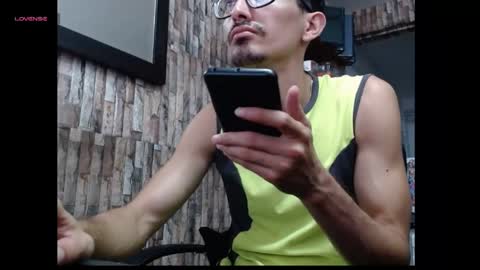 Snapshot of jhosuamoore2 chatting on 05/24/26, 12:10 jhosuamoore2 online show from 05/24/26, 12:10