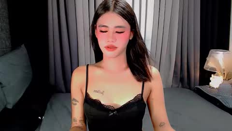 jhuliana_and_charles_room online show from 10/06/25, 02:09