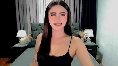 jhuliana_and_charles_room online show from 04/23/26, 11:40