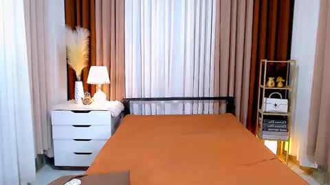 julie online show from 01/13/25, 04:18