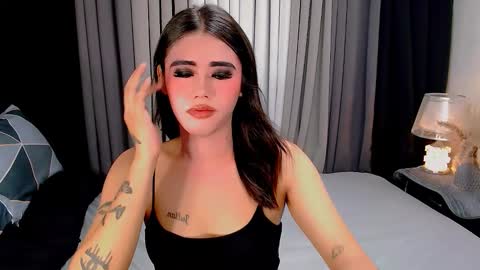 julie online show from 12/03/25, 04:20